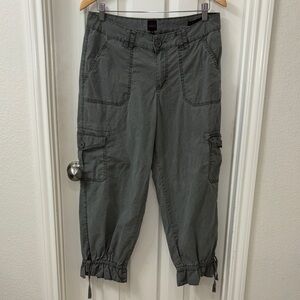 JAG cargo capris relaxing fit Pants size 12